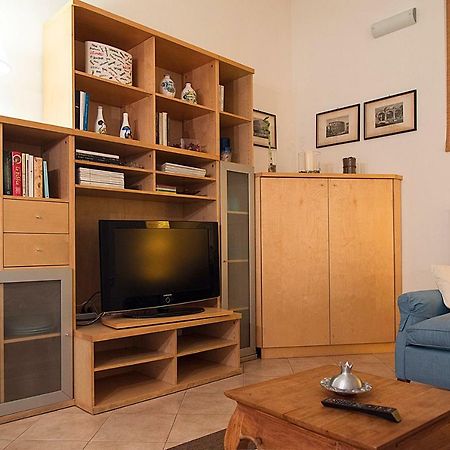 Elegant Apartment In Sant'Ambrogio 밀라노 외부 사진