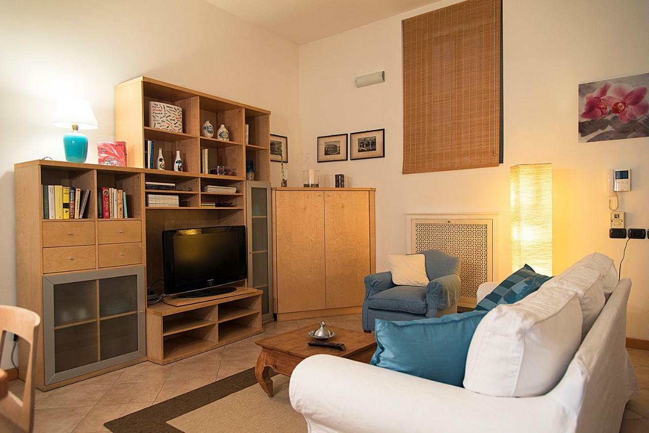 Elegant Apartment In Sant'Ambrogio 밀라노 외부 사진